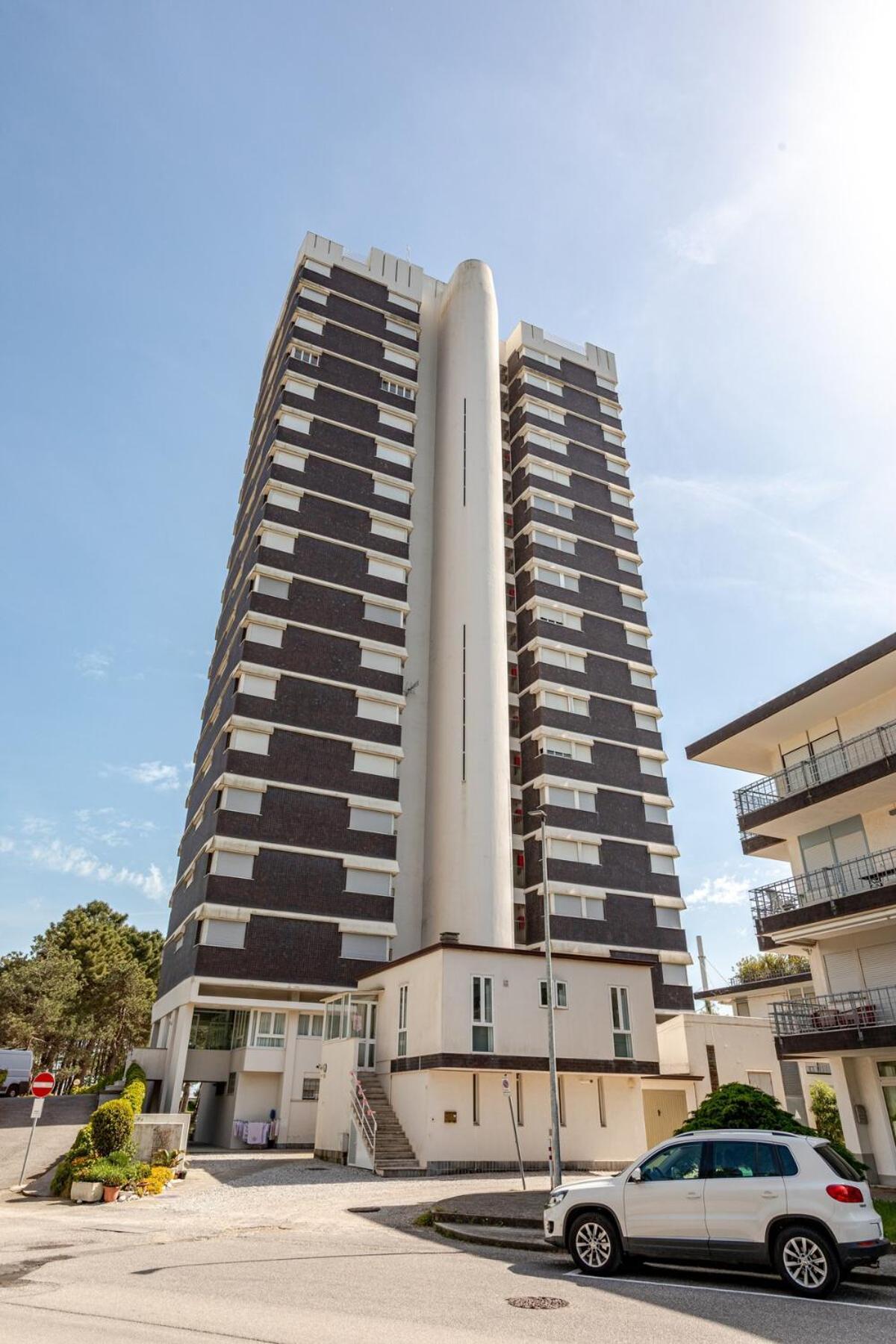 Skyline Lignano Apartment Lignano Sabbiadoro Exterior photo